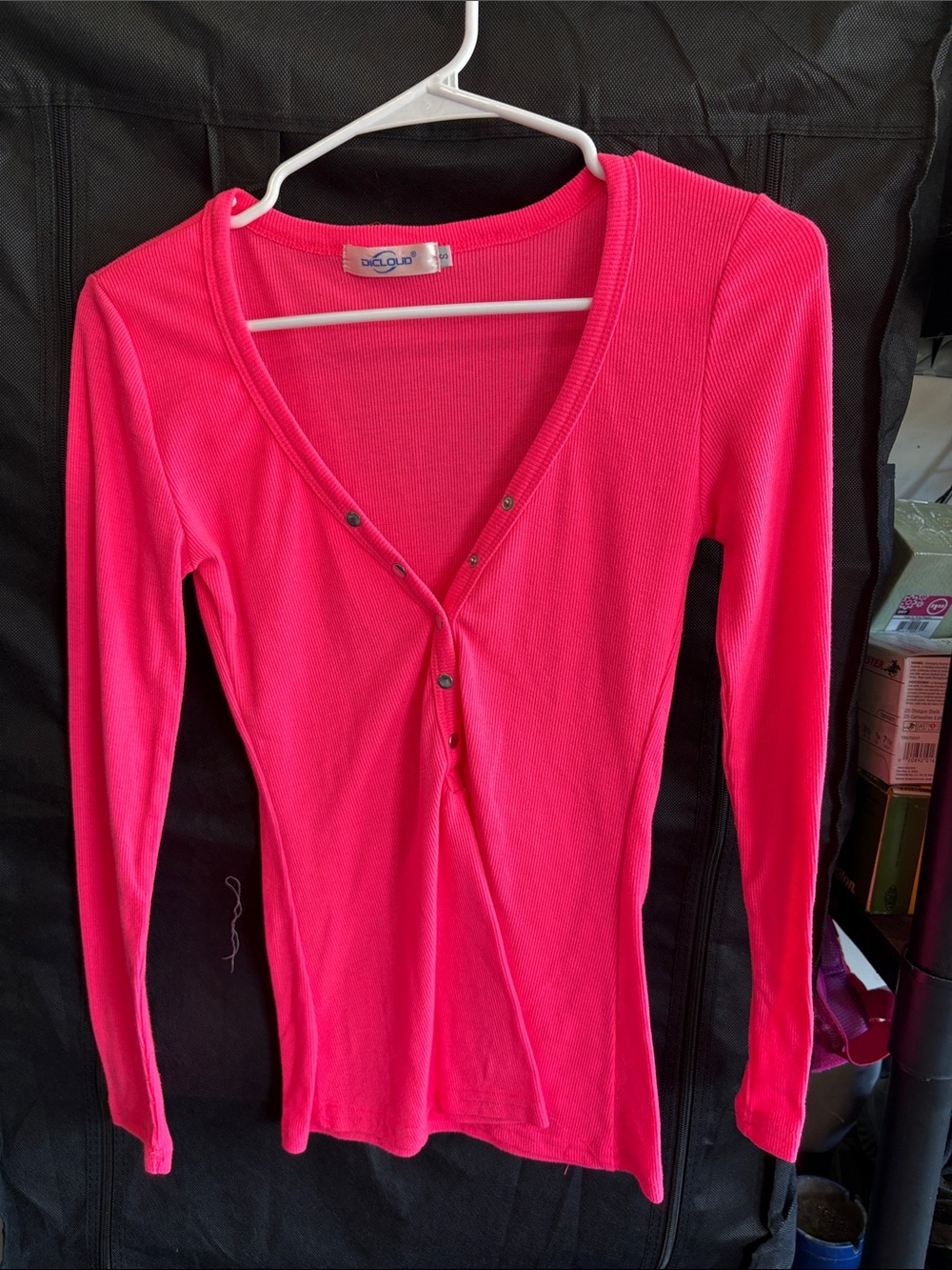 Long Sleeve Ribbed Snap-Front Top — Hot Pink